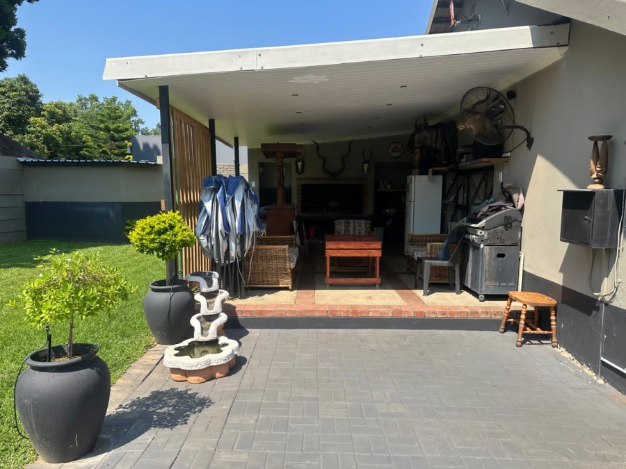 4 Bedroom Property for Sale in Rustenburg Central North West